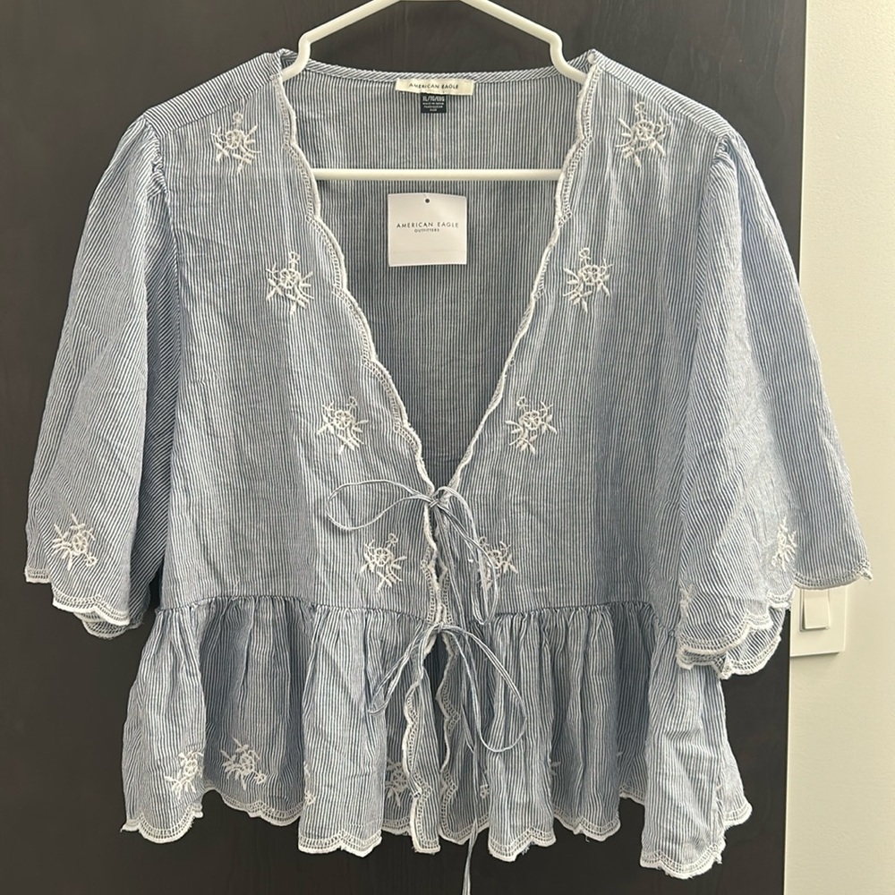 American eagle tie front top brand new!